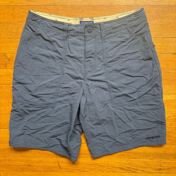 Patagonia Men's Wavefarer Stand-Up Board Shorts - 32" waist - Picture 1 of 10